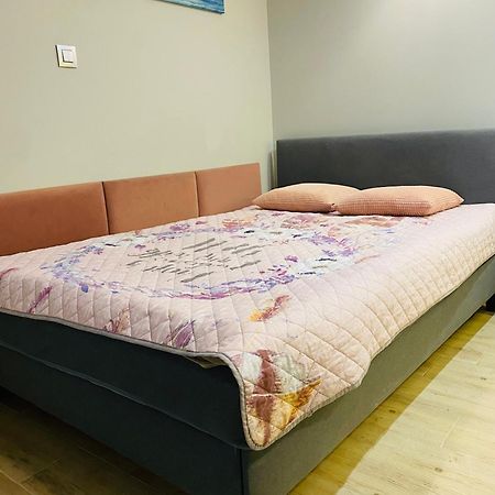 Apartament Pink Klifowa Rewal Bagian luar foto